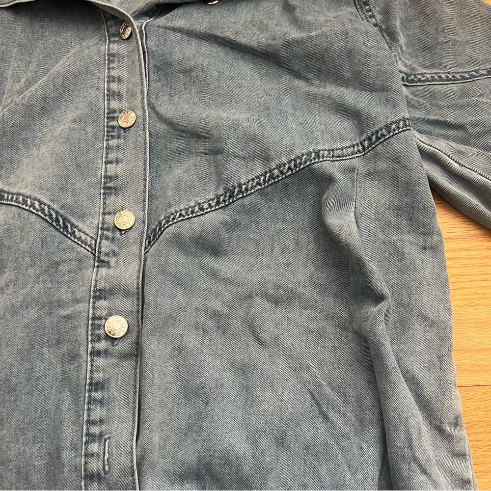 Blue Denim Button-Up Dress - Picture 7 of 10